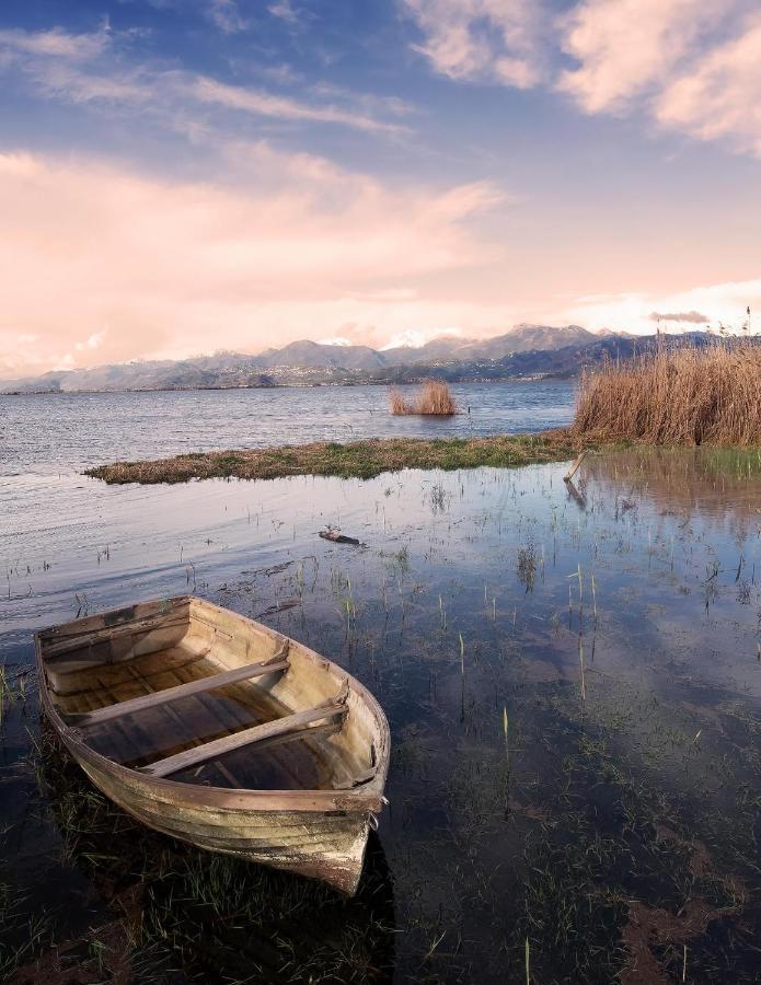 Massaciuccoli Romana Esterno foto