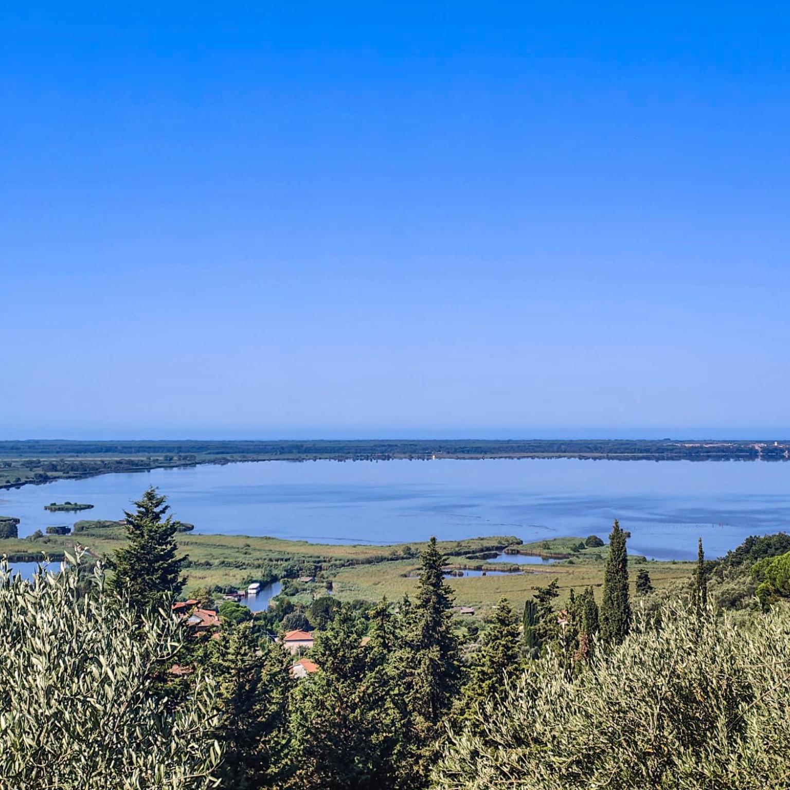 Massaciuccoli Romana Esterno foto